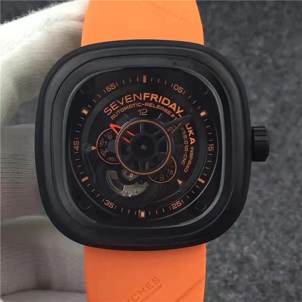 高仿Sevenfriday手錶1：1仿表，庫卡機器人P3-04黑色表盤，橙色膠表帶，日本西鐵城82S7自動機械機芯-SevenFriday7个星期五