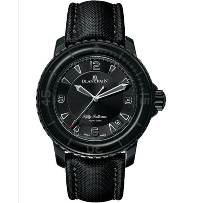 一比一復刻ZF廠寶珀五十噚「黑武士」最高版，超A仿BLANCPAIN五十噚系列5015-11C30全黑鋼时尚运动风格腕錶，藍寶石表面，仿真度达9成难得精品-寶珀Blancpain